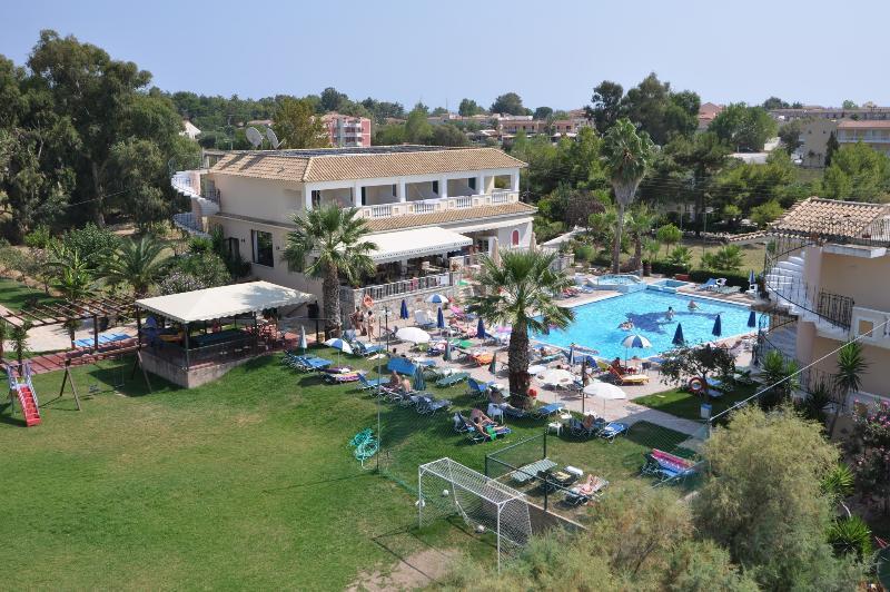 Ilios Hotel, Adults Only Лаганас Екстериор снимка