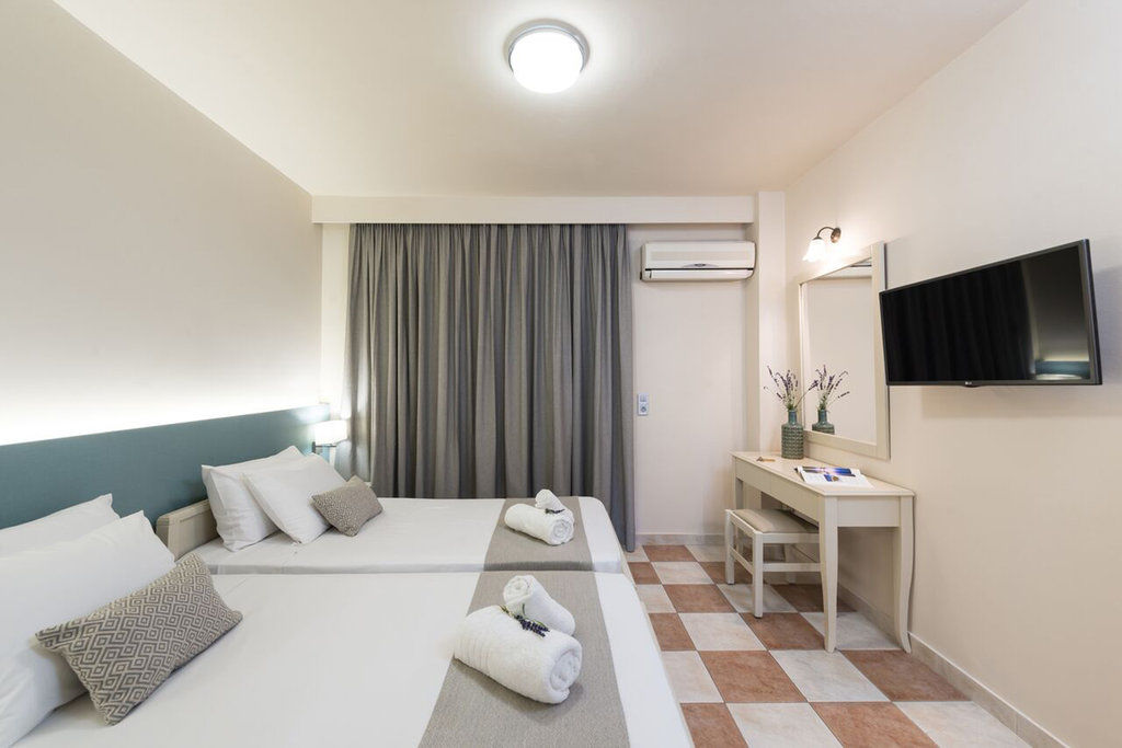 Ilios Hotel, Adults Only Лаганас Екстериор снимка