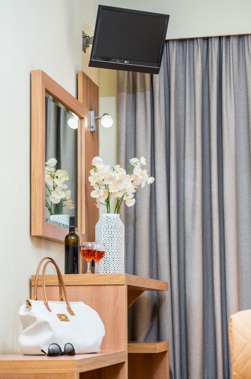 Ilios Hotel, Adults Only Лаганас Екстериор снимка